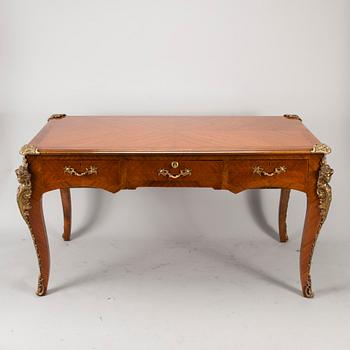 SKRIVBORD, rokokostil, 1900-talets mitt.