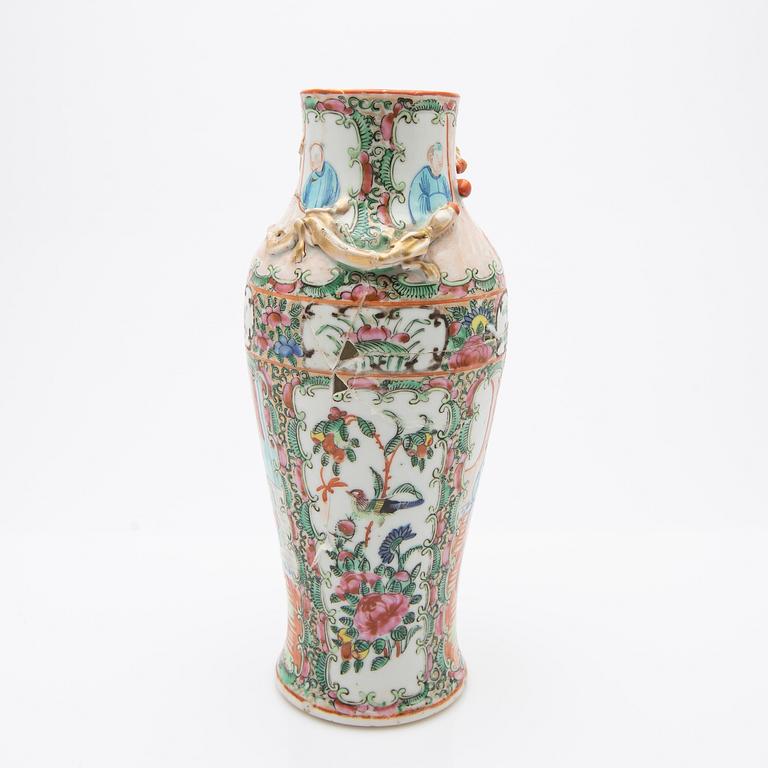 Porslin, 3 delar, Kina, Kanton, 1800-tal.