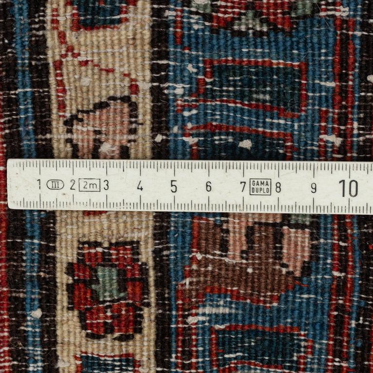 A semi-antique Veramin 337 x 224 cm.