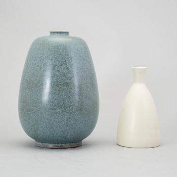2 stoneware vases by Erich och Ingrid Triller in Tobo.