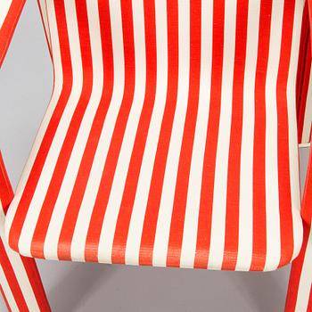 Antti Nurmesniemi, a 1980s armchair for Artek.