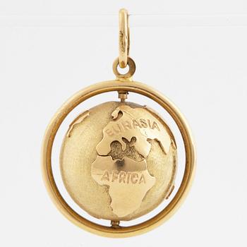 18K gold globe pendant.