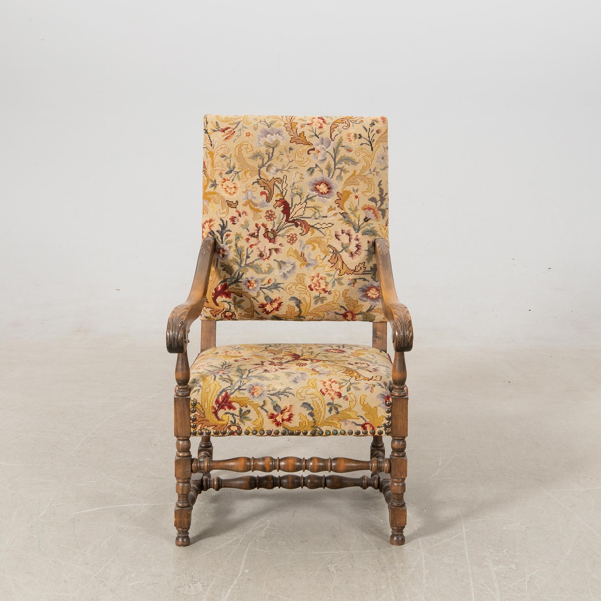 Armchair Baroque style first half of the 1900s.