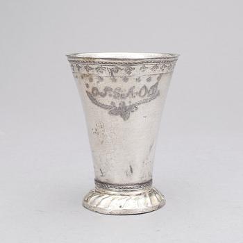 BÄGARE, silver, otydlig mästarstämpel, troligen Christoffer Wasserman, Lindesberg 1769. Vikt 96 gram.