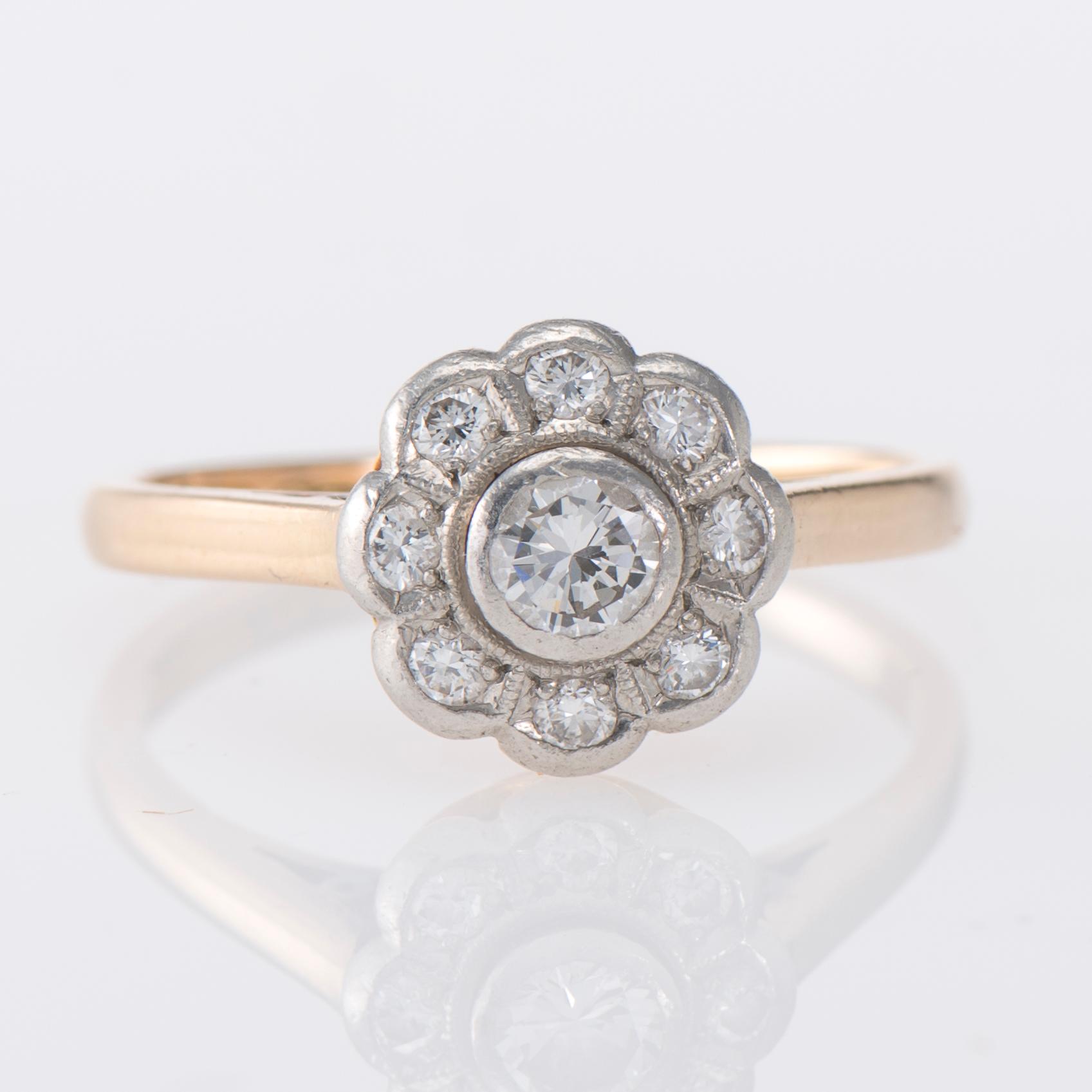 RING, 18K guld, briljantslipade diamanter. Westerback, Helsingfors 1967. Vikt ca 4,0 g.