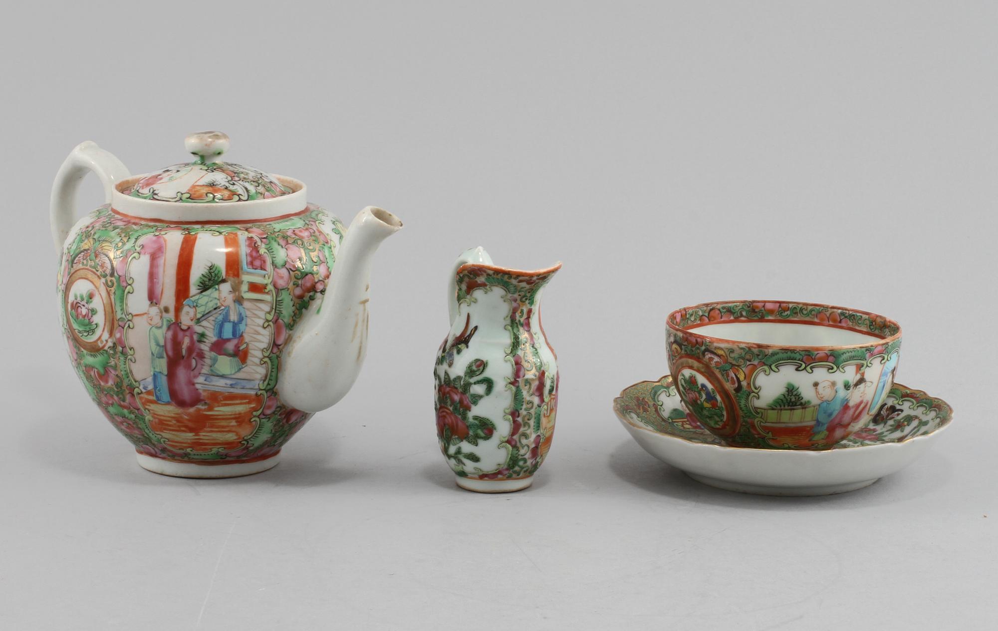 SERVISDELAR, 13 st, porslin, Kanton, Kina, 1800/1900-tal.