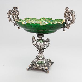 A late 19th-century footed fruitbowl in silver and glass from Germany.