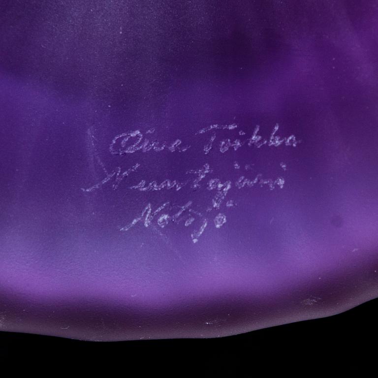 OIVA TOIKKA, a glass sculpture, signed Oiva Toikka Nuutajärvi Notsjö.