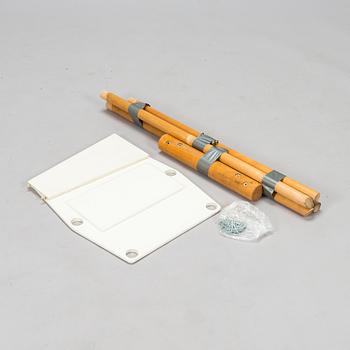 Yrjö Viherheimo & Rudi Merz, 5 stolar och bord, "Pinna", Korkeakoski Oy.