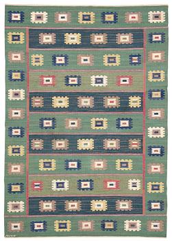 CARPET. "Grön äng". Rölakan (flat weave).  x  cm. Signed AB MMF (AB Märta Måås-Fjetterström).