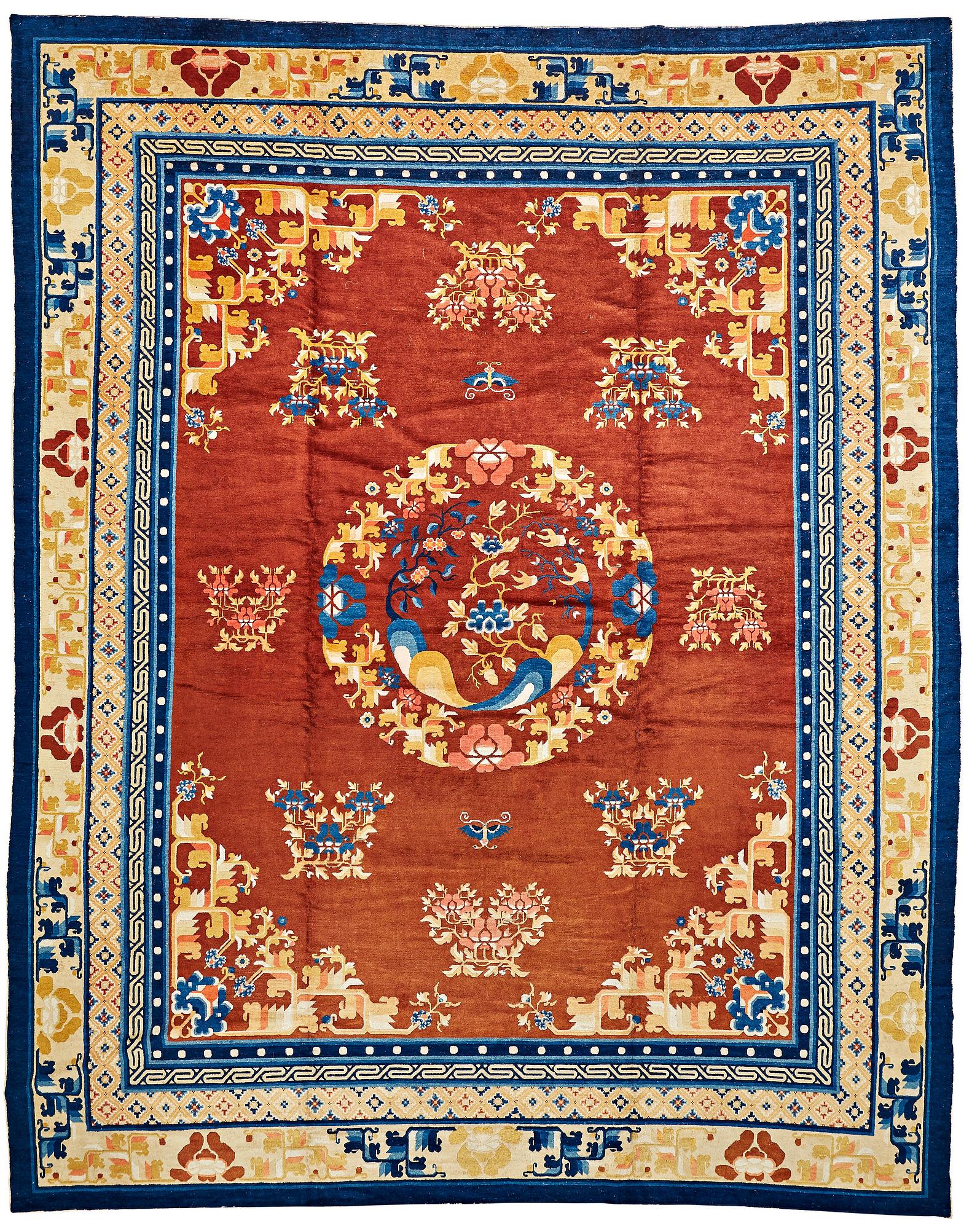 MATTO, an antique/semi-antique Ningxia probably, China, ca 492,5-494,5 x 388-389,5 cm.