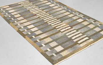 Margareta Grandin-Nettles, a carpet, flat weave, ca 249 x 167 cm, signed GLH MG.