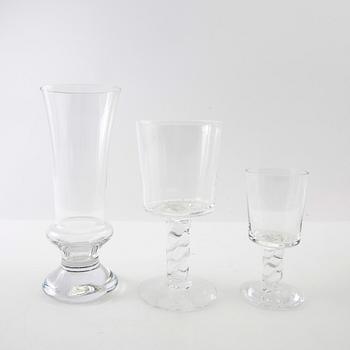 Signe Persson-Melin,  Servis 6 dlr "Sangria" samt 12 glas.