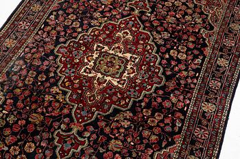 A semi-antique Sarouk rug, west Persia, c. 205 x 131 cm.
