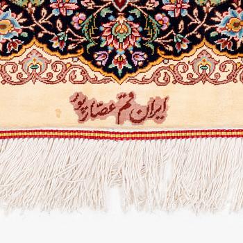 Matta, silke Ghom, centrala Iran, ca 220 x 140 cm.