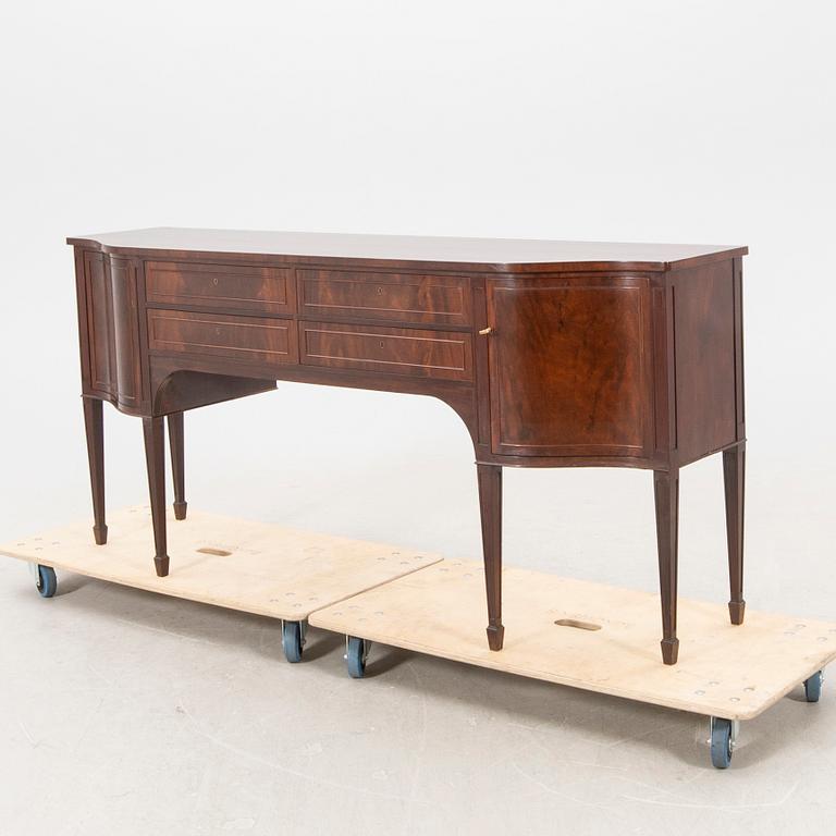 Sideboard Engelsk stil 1900-talets mitt.