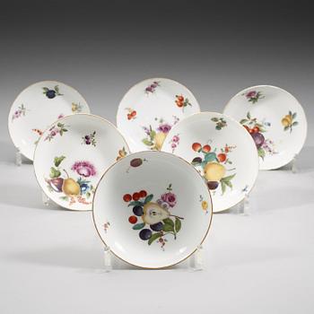 KAFFESERVIS, åtta delar, porslin. Meissen, 1763-74.