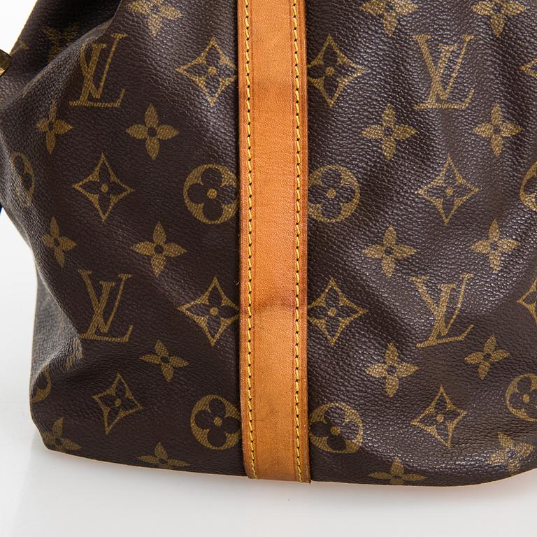 Louis Vuitton, "Petit Noé" bag.