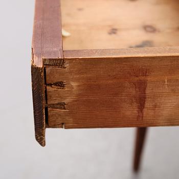 BORD, sengustavianskt, omkring år 1800.