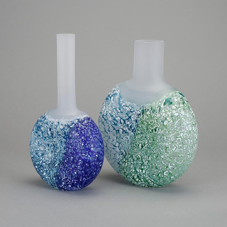 VASER, 2 st, glas, Kjell Engman, Kosta Boda.