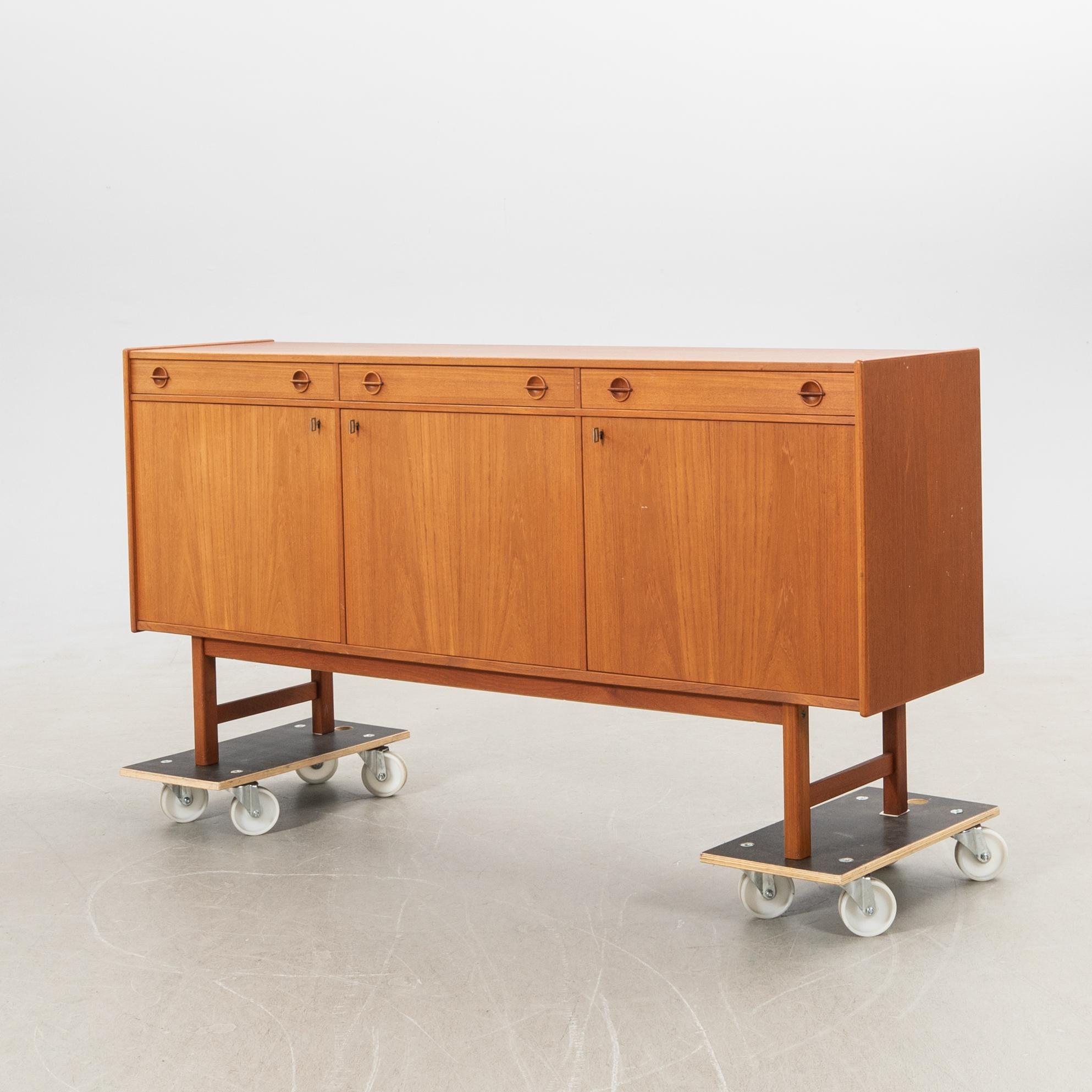 Tage Olofsson sideboard för Ulferts Tibro 1960-tal.