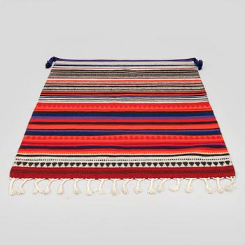 Elsa Montell-Saanio, rana / väggbonad, "Trollformel" Finland. Ca 145 x 102 cm.