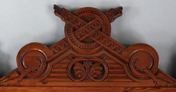 SPEGEL, fornnordisk stil, Norge omkring sekelskiftet 1900.