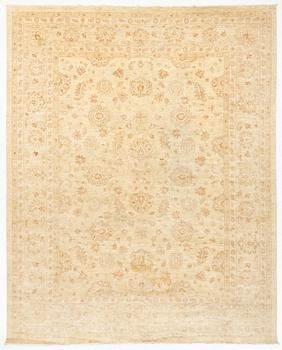 A carpet, Ziegler Design, approx. 448 x 362 cm.