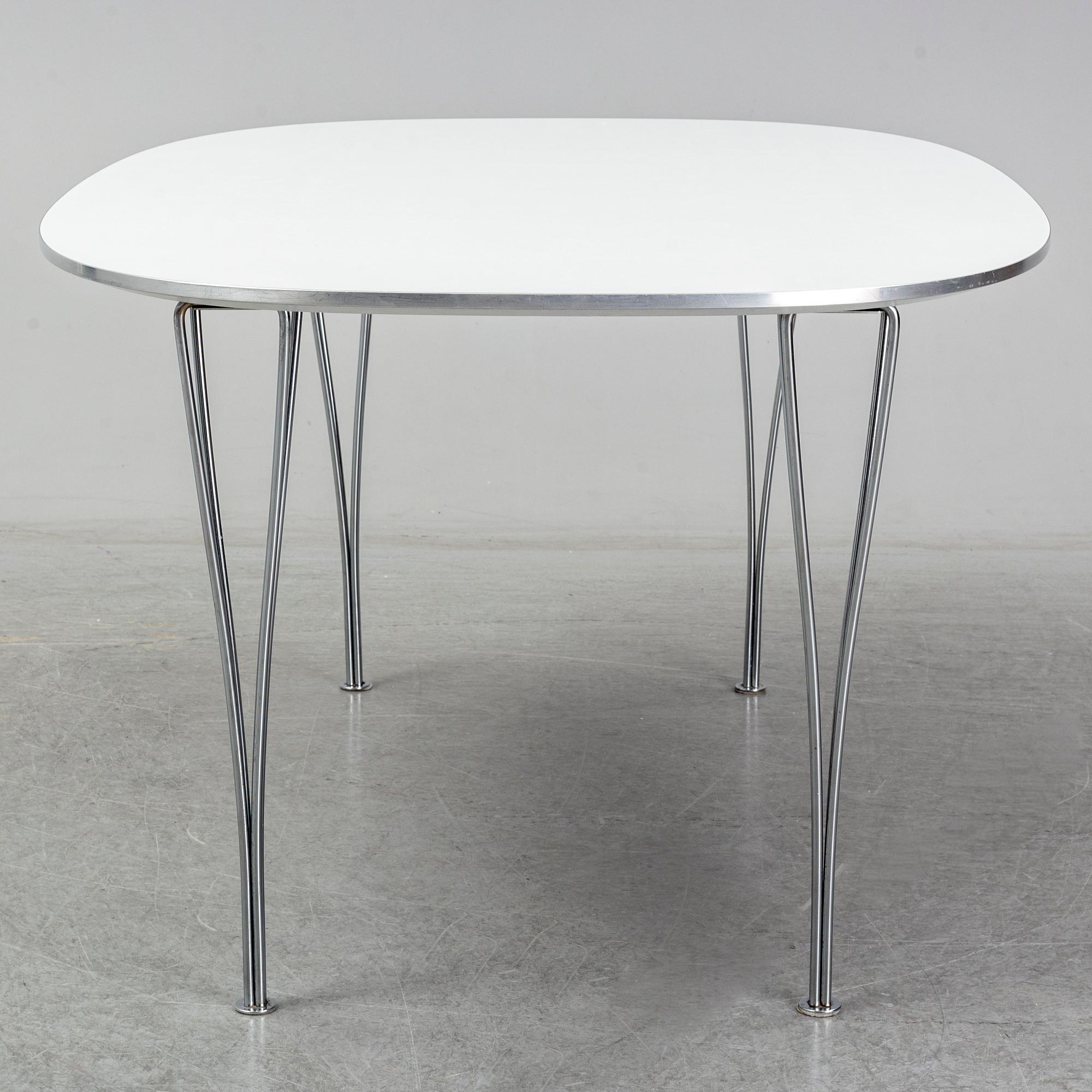 BRUNO MATHSSON & PIET HEIN, matbord, "Superellips", Fritz Hansen, Danmark.