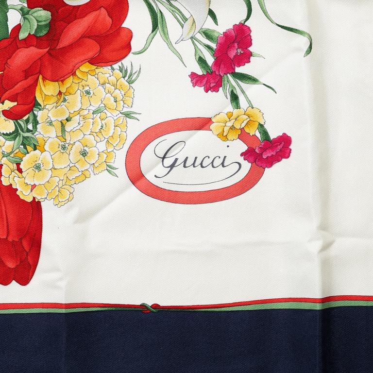 Gucci, scarf, "Flora".