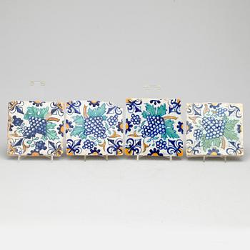 KAKELPLATTOR /-FLISOR, 4st, keramik, Holland, 1600-talets första hälft.