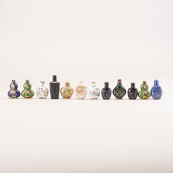 A set of 12 different Chinese late Qing snuff bottles.