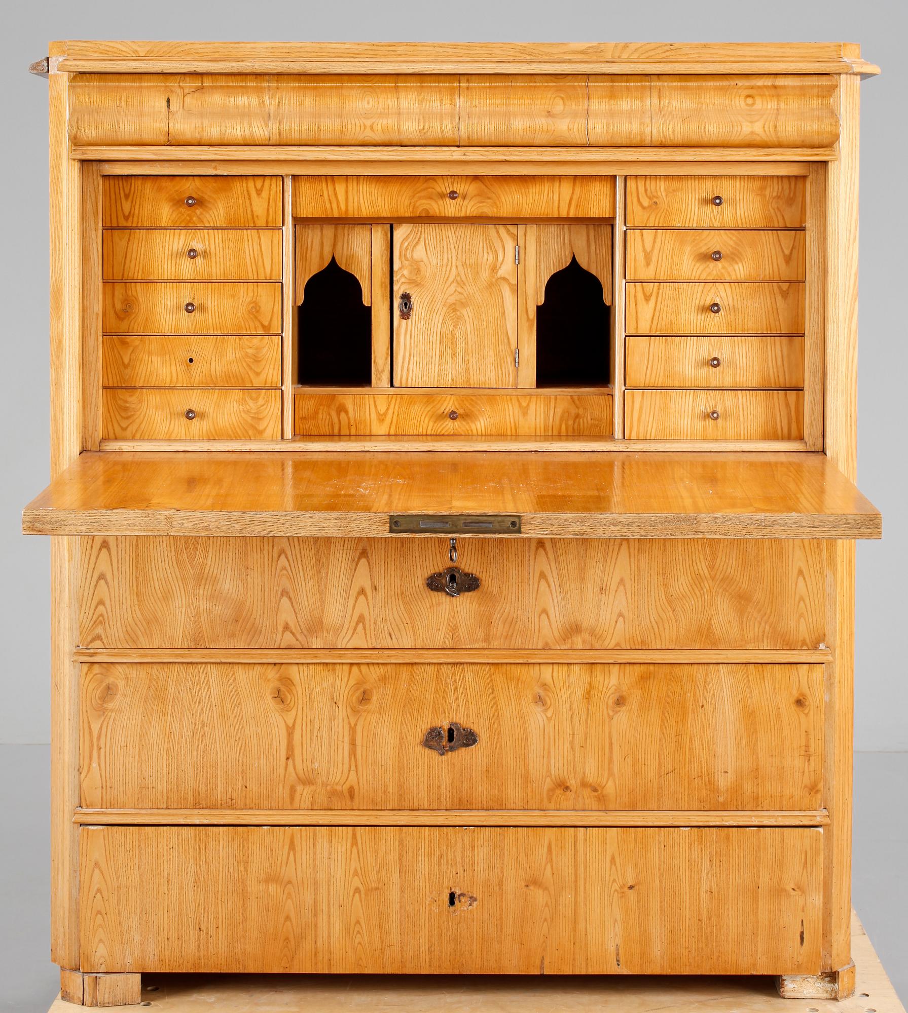 CHIFFONJÉ, senempire, 1800-talets mitt.