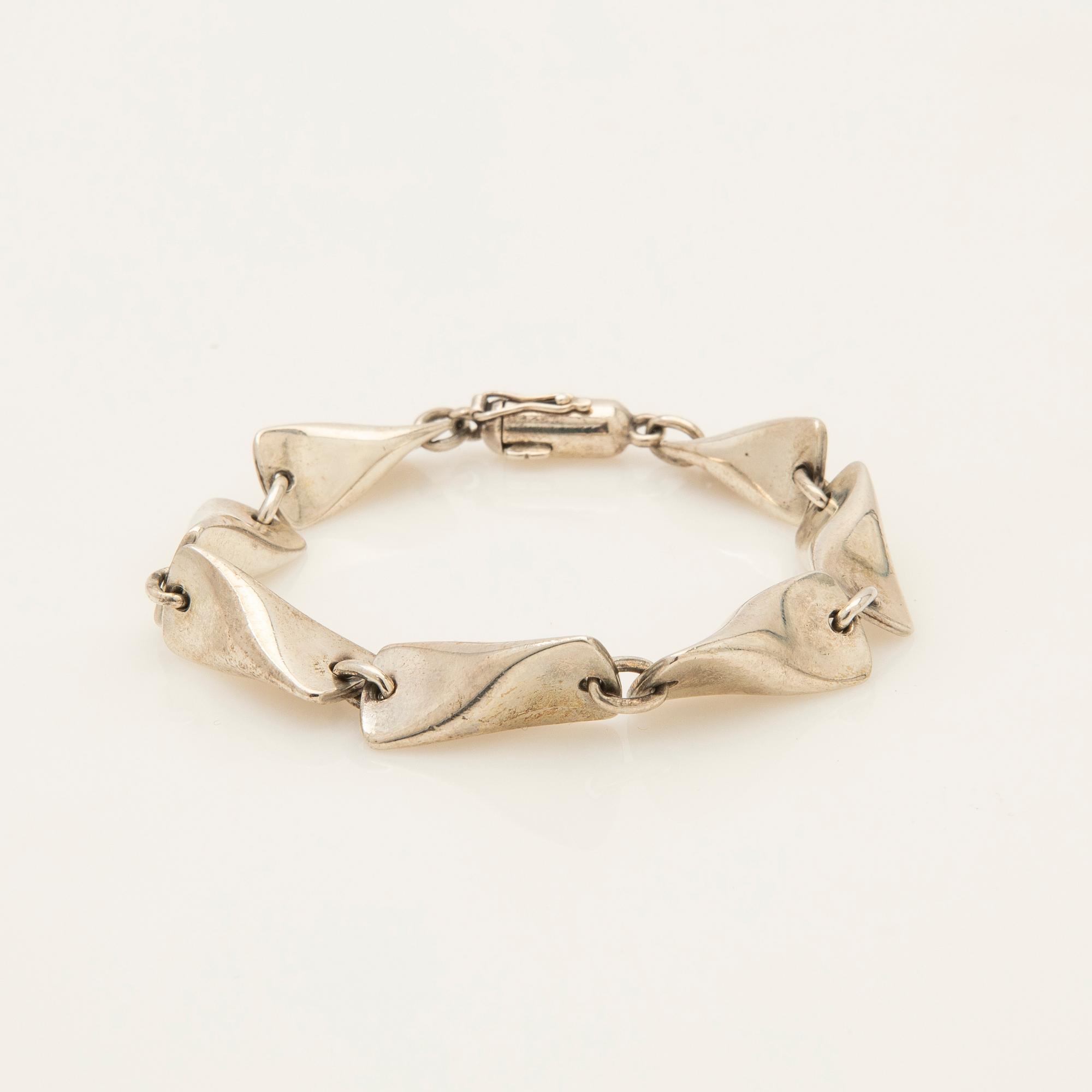 Georg Jensen, Bracelet, sterling silver, model 104B, Denmark.