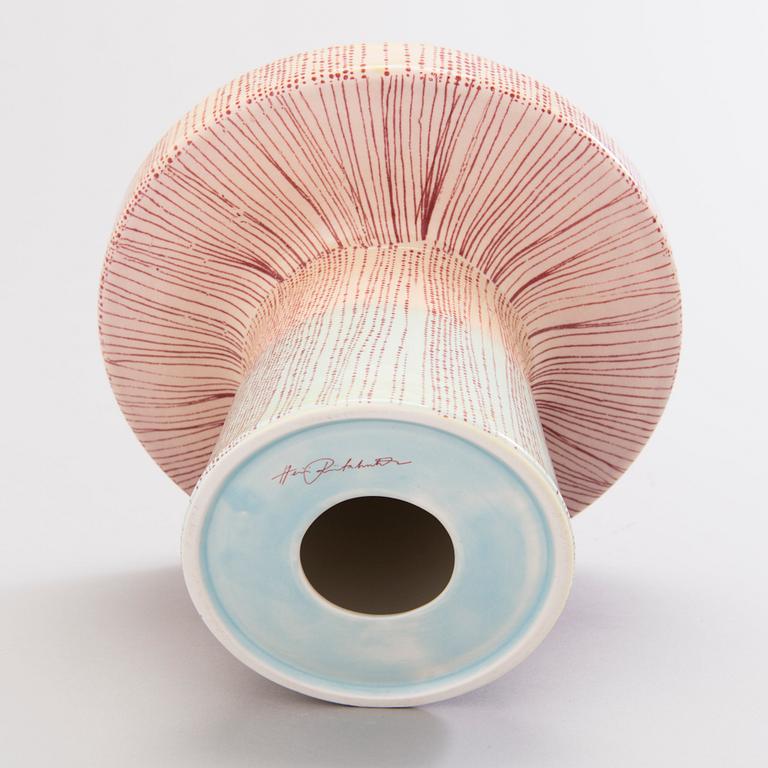 HEINI RIITAHUHTA, veistos/tarjoilumalja, "Sieni", posliinia, signeerattu Heini Riitahuhta.