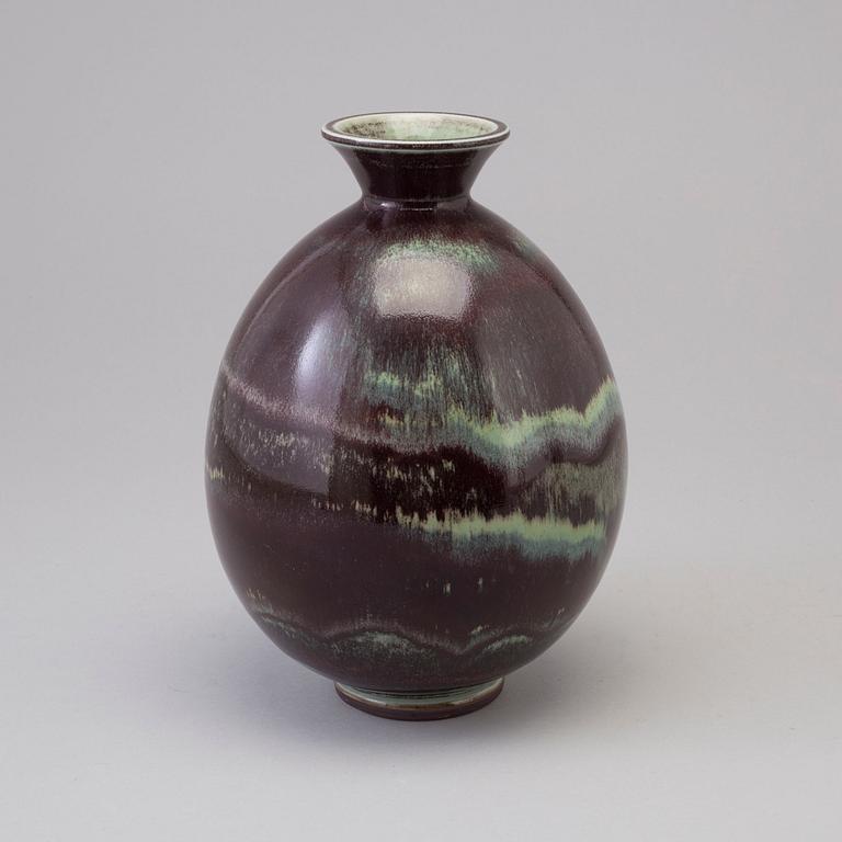 BERNDT FRIBERG, a stiöneware vase from Gustavsberg studio, signed.