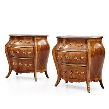 6. A pair of Swedish Rococo commodes by J Neijber (master in Stockholm 1768-1795), 18th century.