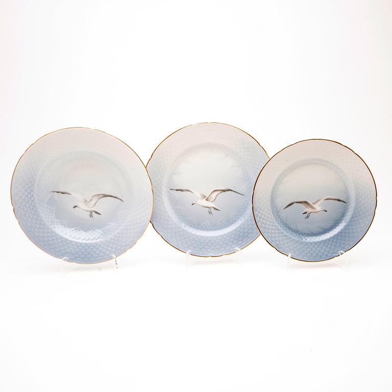 Bing & Grøndahl, Service 91 pcs "Måsen", Denmark, 20th century.