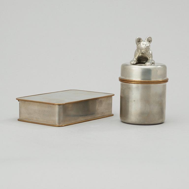 FIRMA SVENSKT TENN, burk och dosa, Stockholm 1952.