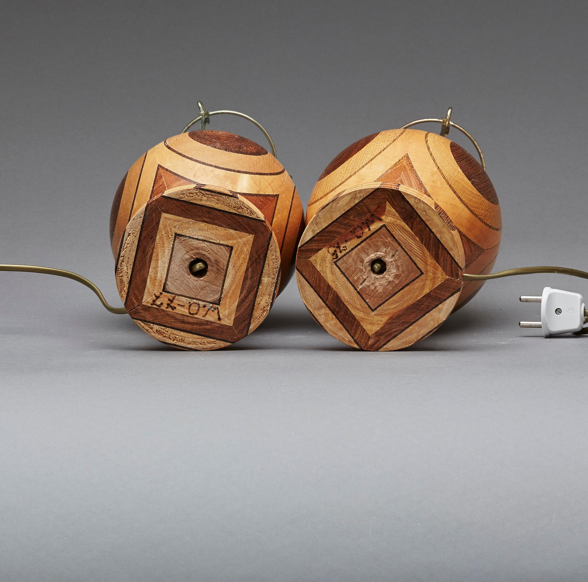 BORDSLAMPOR, ett par, 1970-tal.