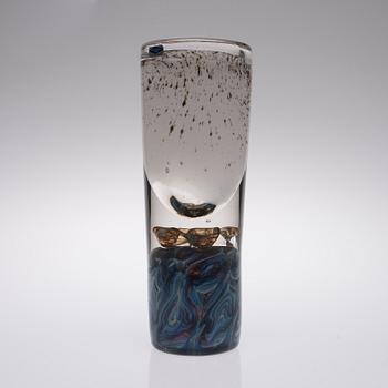 GLASSKULPTUR / VAS, "Minaret" signerad Oiva Toikka, Nuutajärvi Notsjö.