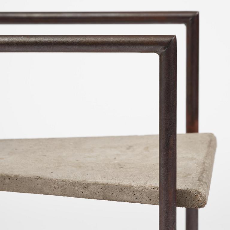 Jonas Bohlin, karmstol, "Concrete", ed. 86/100, Källemo, Värnamo, efter 1981.