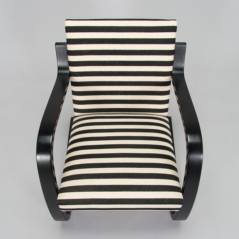 Alvar Aalto, a mid-20th century '34' armchair for O.Y. Huonekalu- ja Rakennustyötehdas A.B.