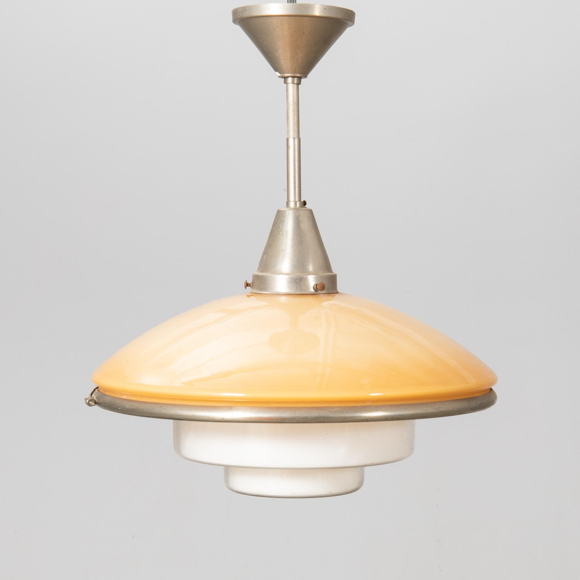 Otto Müller, Taklampa, "Sistrah-pendel", Megaphos, 1900-talets första hälft.