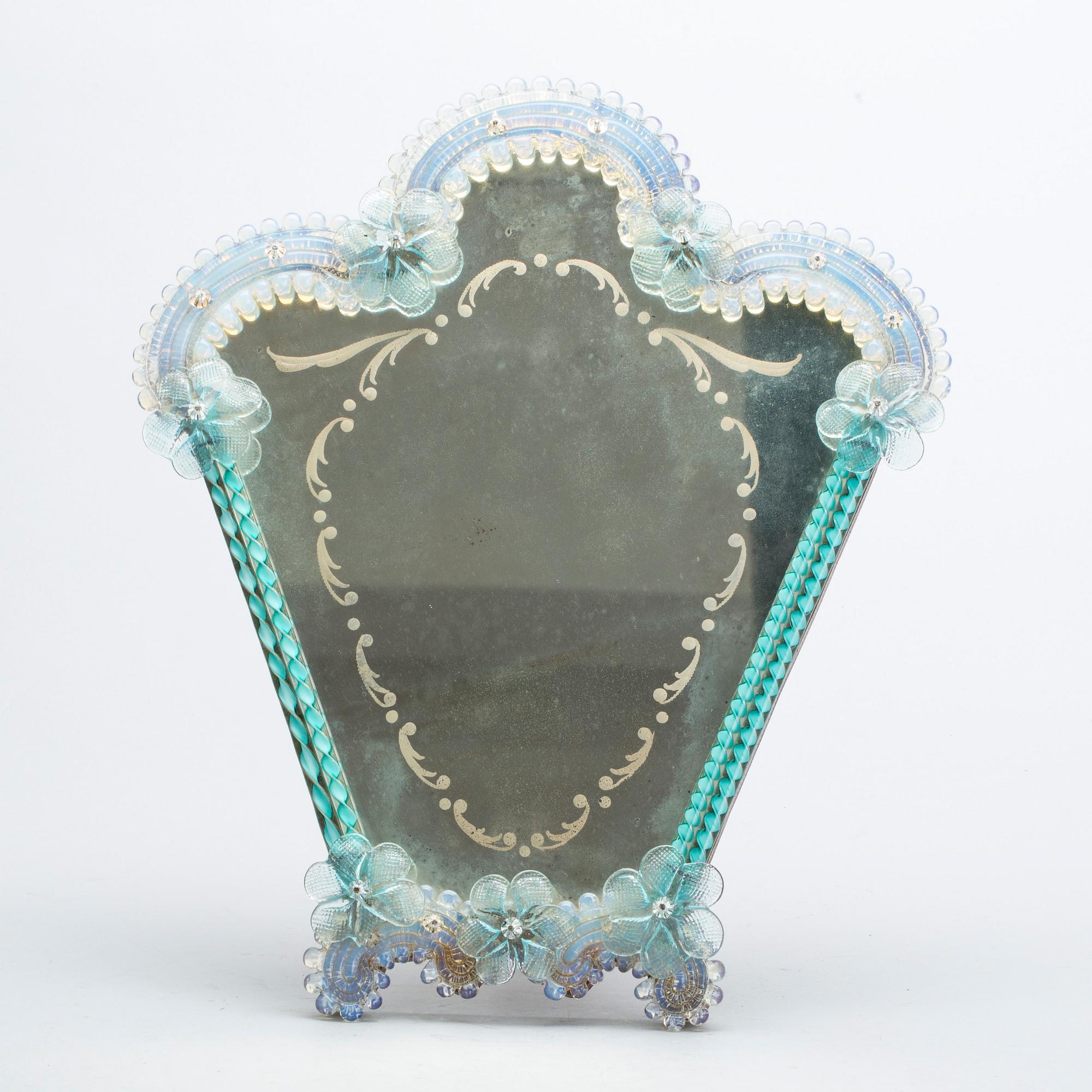 BORDSSPEGEL,  Venetiansk, 1900-talets mitt.