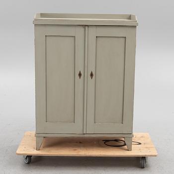 A painted cabinet, 19th century.