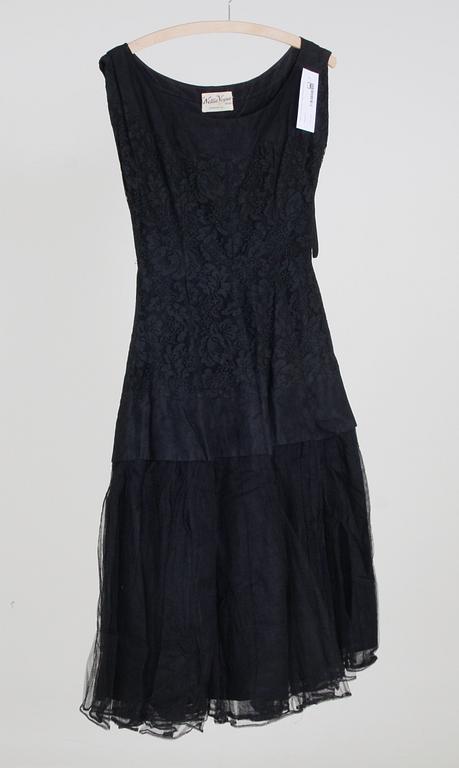 KLÄNNING, Nettie Vogue, London.