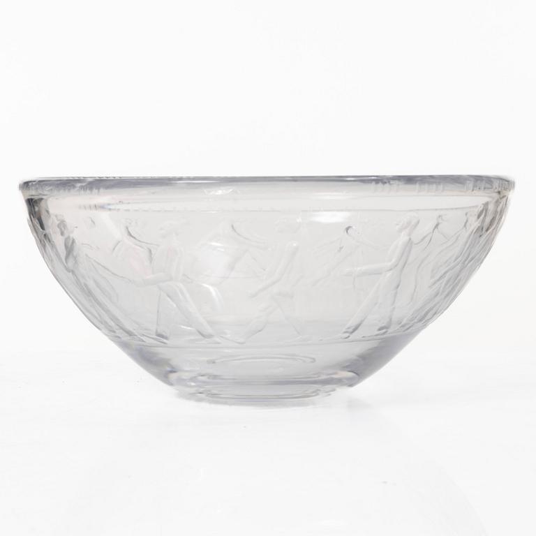 Erik Höglund, an engraved glass bowl "The Emperor's New Clothes", model H 838, Boda 1950s.