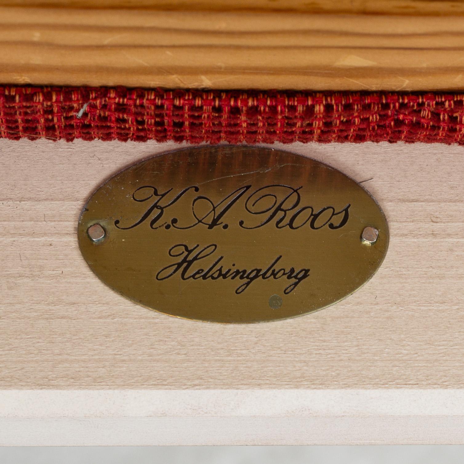 Eight late 20th century Gustavian style chairs.