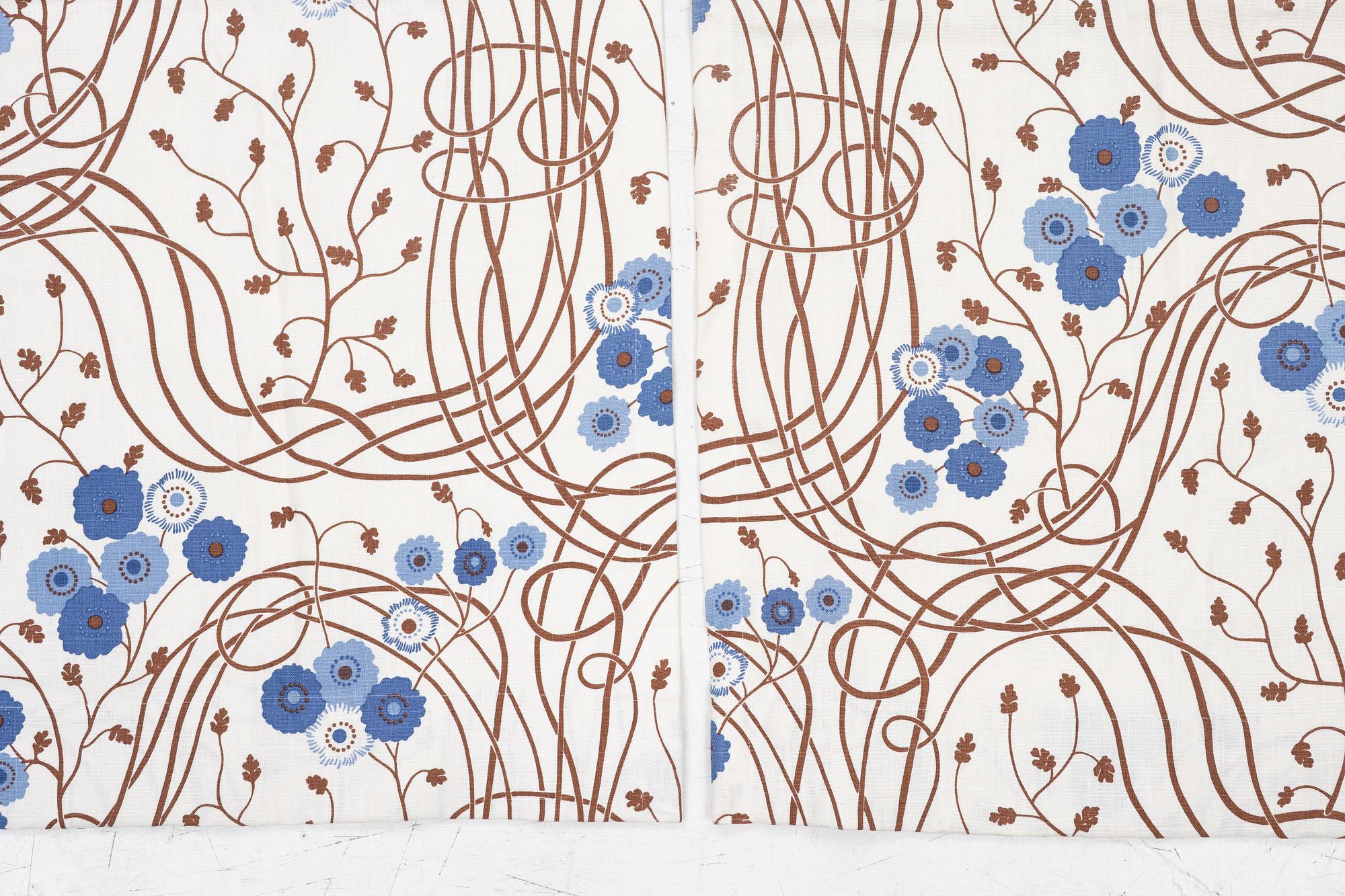 Josef Frank, curtains, a pair, "Loops", Firma Svenskt Tenn.